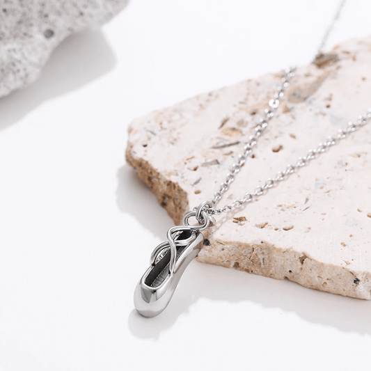 Ballett inspirierte Ohrringe &amp; Halskette